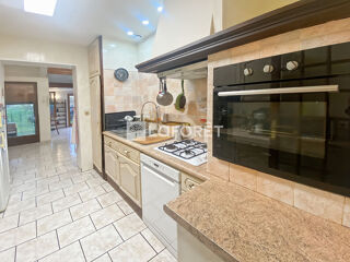  Maison � vendre 4 pi�ces 182 m�