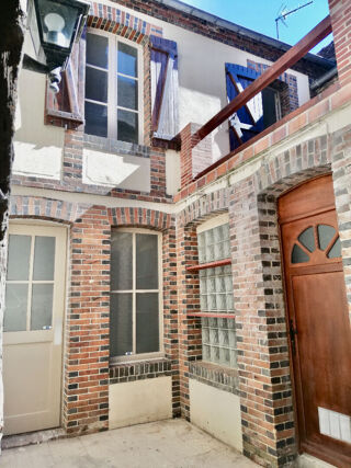  Immeuble � vendre 5 pi�ces 125 m�