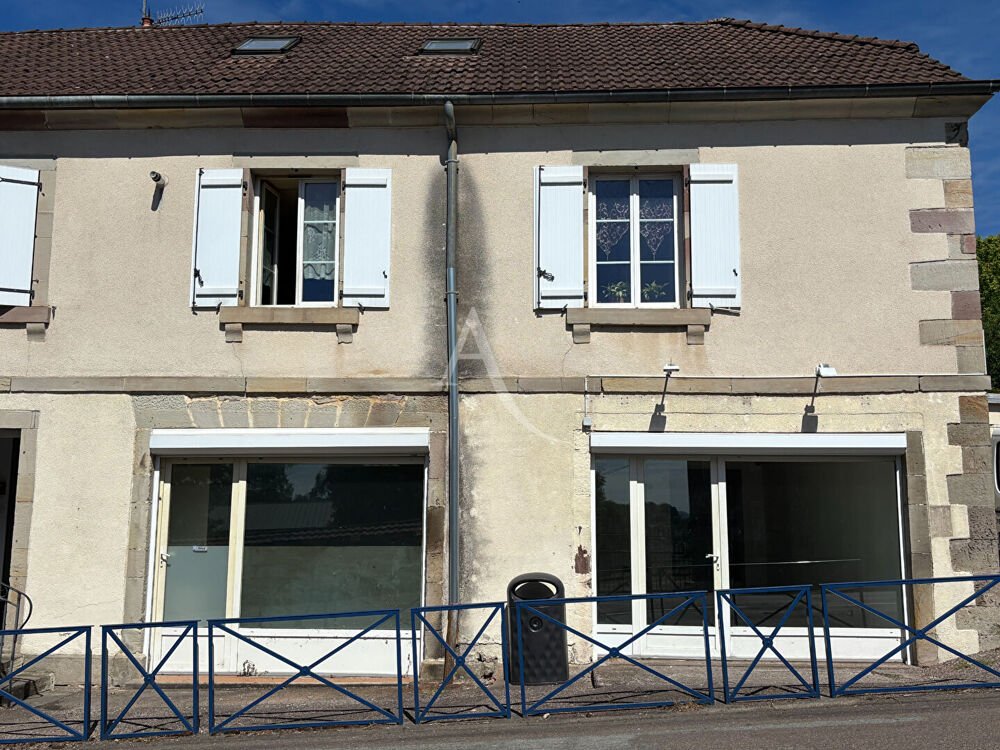   Local commercial Lure 66 m2 à louer 