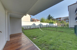  Appartement à louer 3 pièces 64 m²