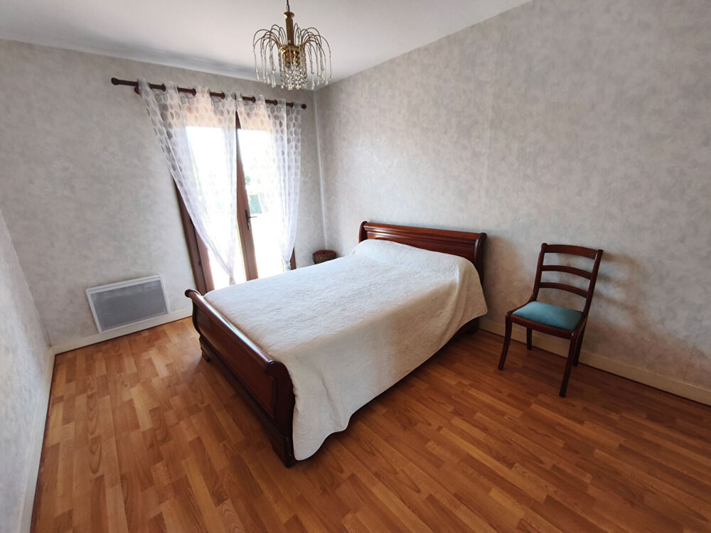 Maison Echillais 5 pièce(s) 119 m2