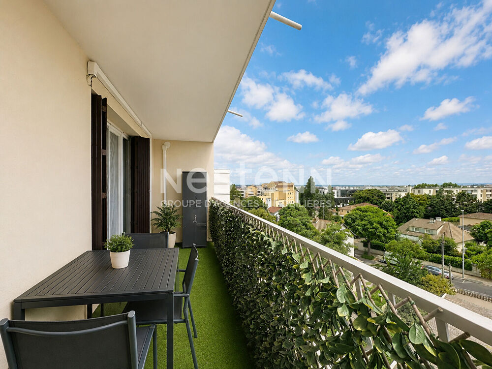 Appartement lumineux 4 pièces 3 chambres avec balcon et cave - 69500 BRON