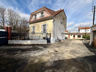  Maison à vendre 10 pièces 139 m²