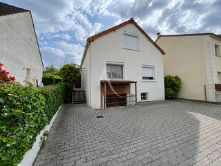  Immeuble à vendre 8 pièces 210 m² Tremblay en france