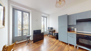  Appartement à louer 2 pièces 32 m²