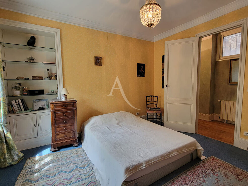 à vendre  Appartement Bordeaux (33000)