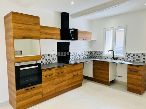   Caissargues Maison 4 chambres avec cour Maison - 5 pi�ce(s) - 92 m�