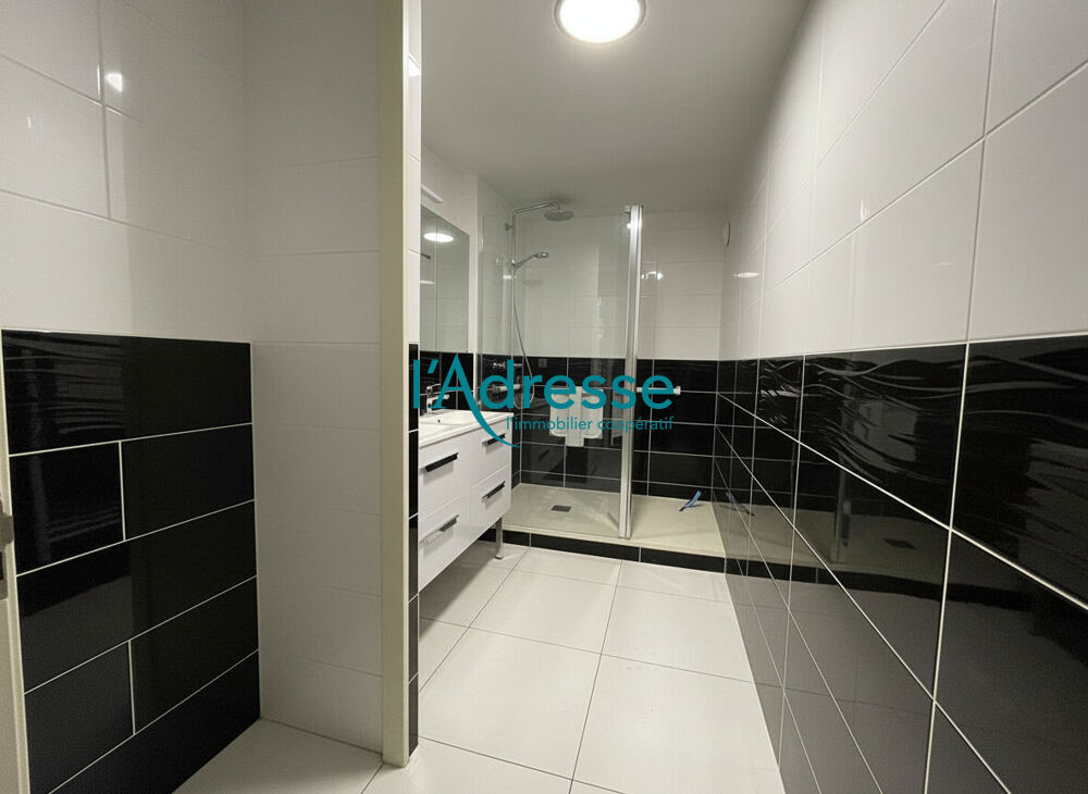 Vente Appartement A deux pas du coeur de Châteaubriant, duplex rénové avec garage et borne de recharge. Chateaubriant