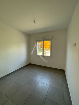  Maison à louer 5 pièces 94 m²