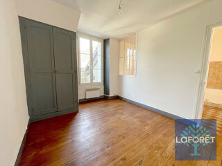  Appartement à louer 2 pièces 35 m²