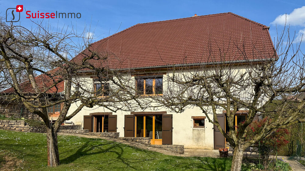 Maison 8 pièces 208 m² · à Mancenans · 208 m² · 323 000 €
