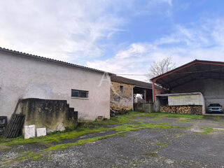  Remise / Grange � vendre 1 pi�ce 666 m� Saint caprais