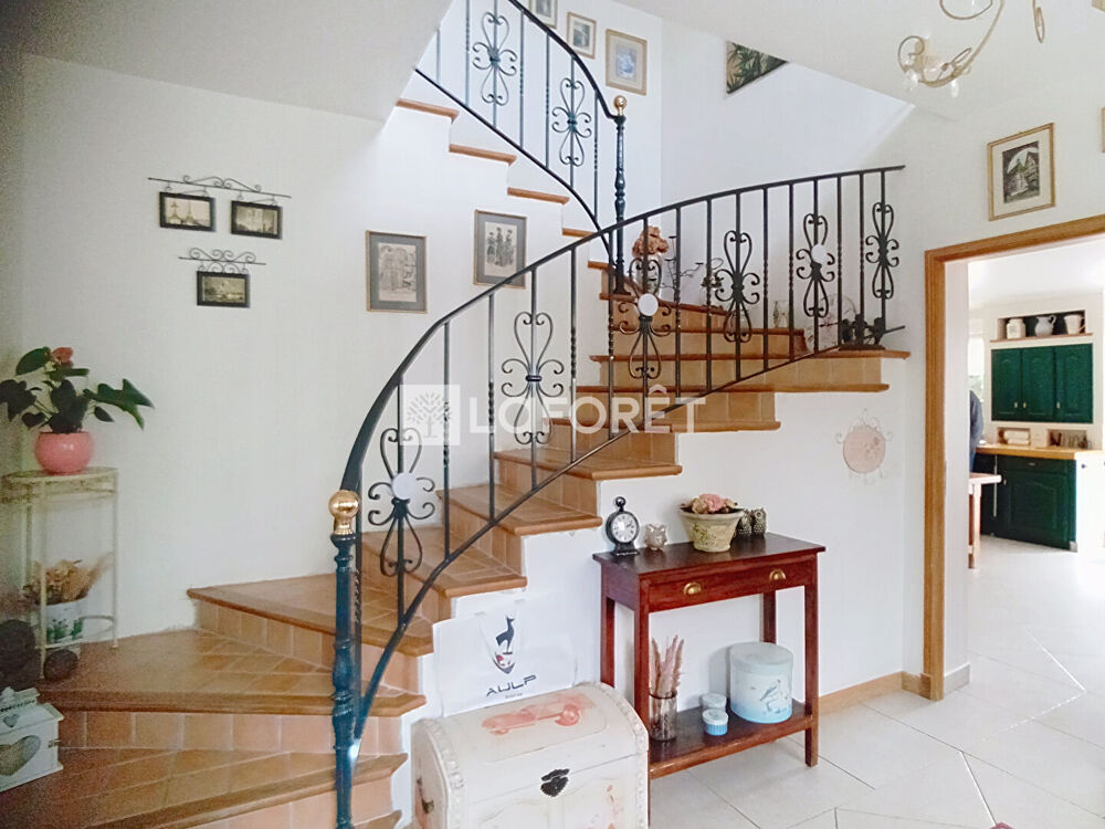 VENTE : maison de 6 pièces (273 m²) à CAUDEBEC LES ELBEUF