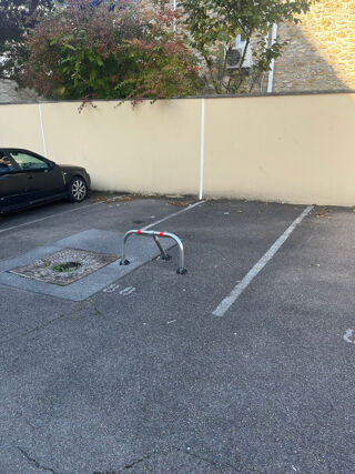  Parking / Garage � louer 