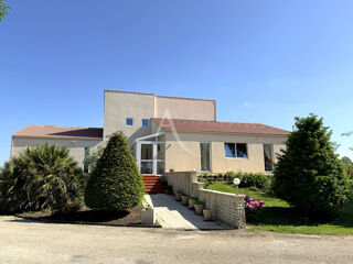  Maison à vendre 7 pièces 271 m²