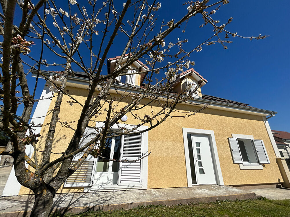 Vente Maison Maison spacieuse à Saint Marcel de 181 m² au calme sur terrain clos Saint marcel