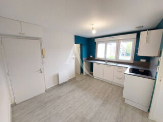  Appartement à louer 2 pièces 27 m²