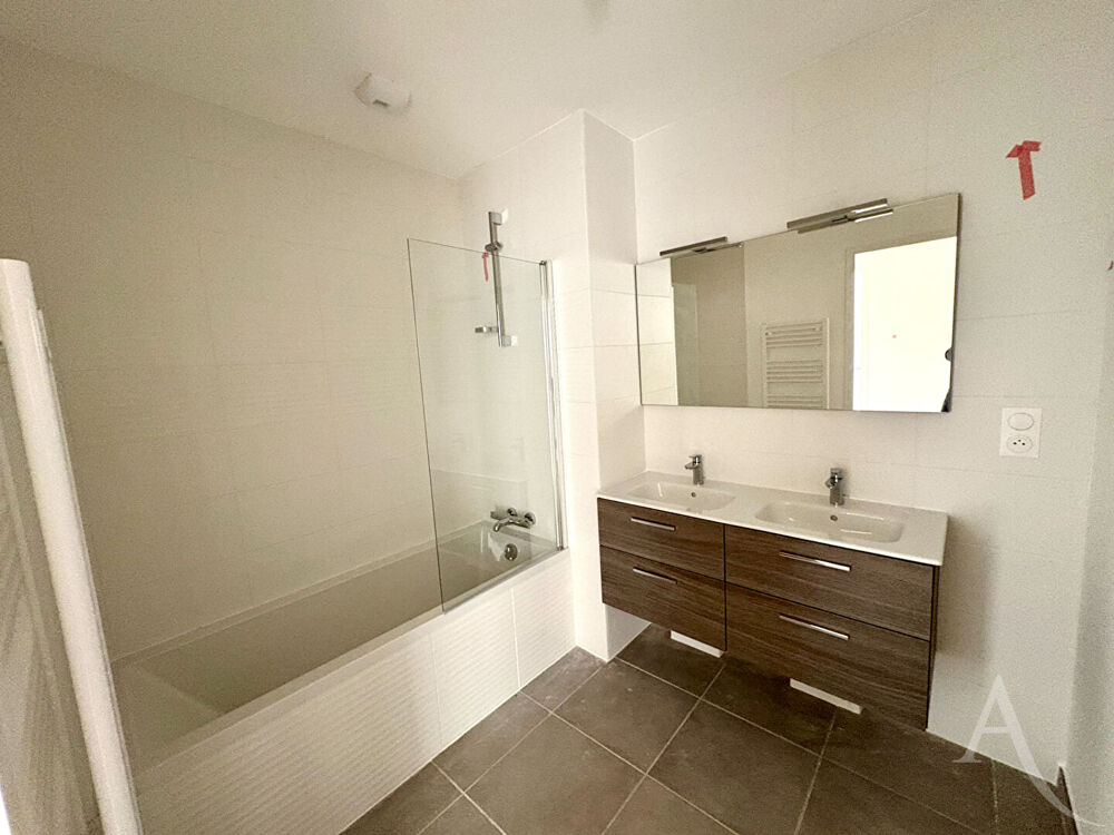 Vente Maison Maison Montaigu 5 pi�ces Montaigu vendee