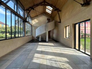  Villa à vendre 15 + pièces 530 m²