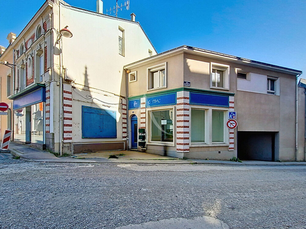 Ensemble immobilier atypique au coeur de Vihiers