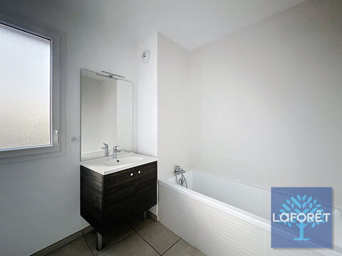  Appartement � louer 4 pi�ces 81 m�