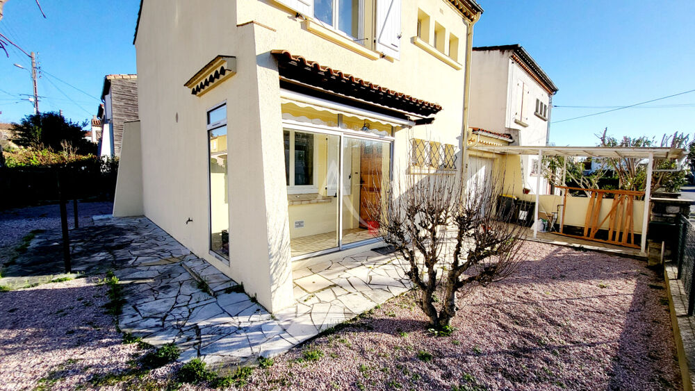 MAISON DE VILLE AVEC 3 CHAMBRES GARAGE ET JARDIN A CARCASSONNE