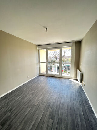  Appartement � louer 3 pi�ces 64 m�