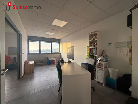   Rentabilité 12,6 % - Locaux d'activité à Montbeliard 220 m2 