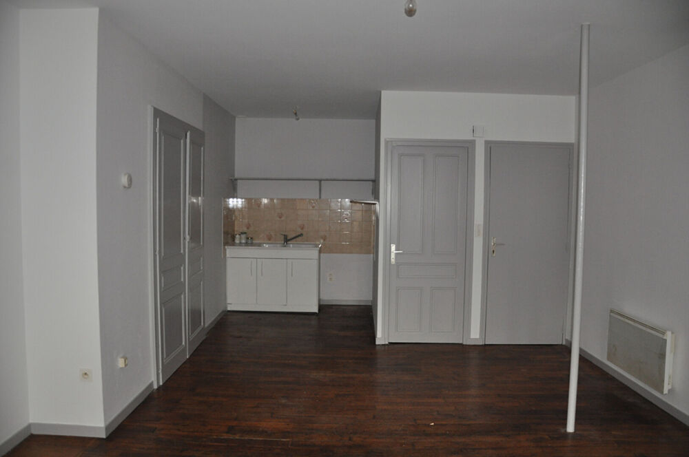 Location Appartement Duplex au 1er étage à BLETTERANS Bletterans
