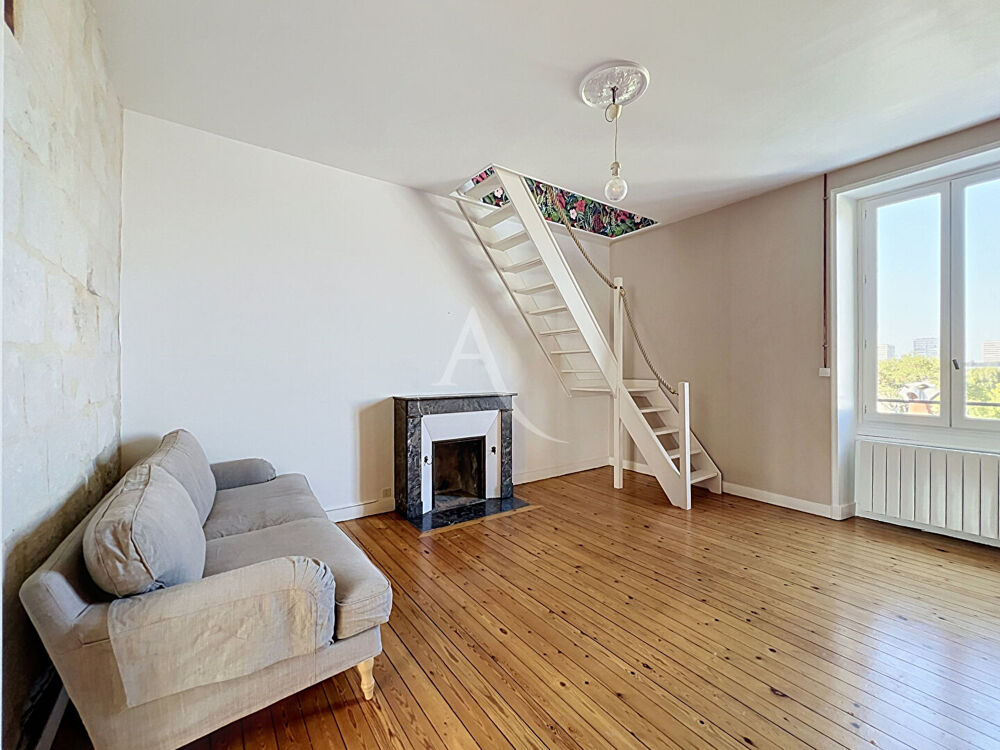 Location Appartement Appartement Angers T3 DUPLEX 89.41 m² au sol (70.84 m² carrez) Angers