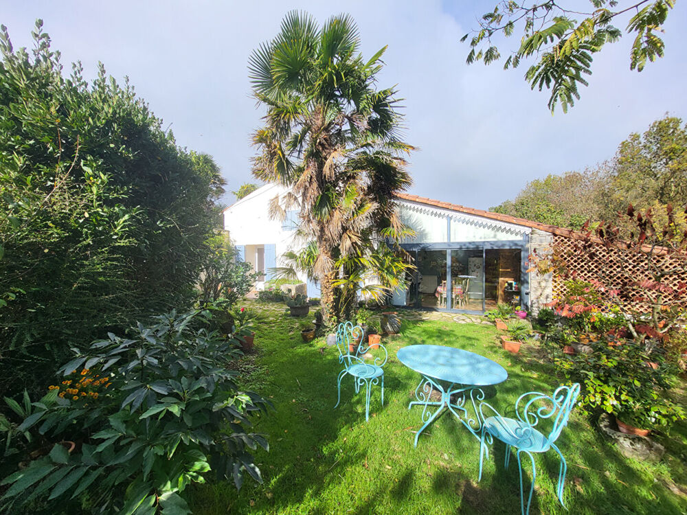 Maison Breuil Magne 5 pièce(s) 148 m2