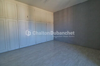  Immeuble à vendre 6 pièces 117 m²