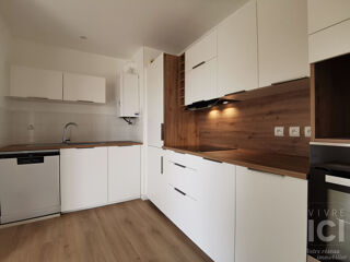  Appartement à louer 2 pièces 52 m²