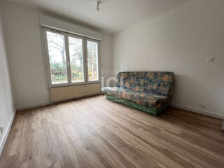  Appartement à louer 4 pièces 64 m²