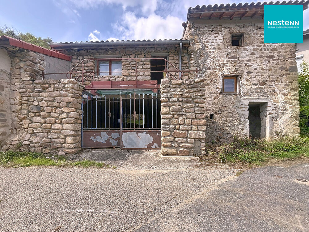 Maison Saint Marcellin En Forez à rénover entièrement + terrain non attenant