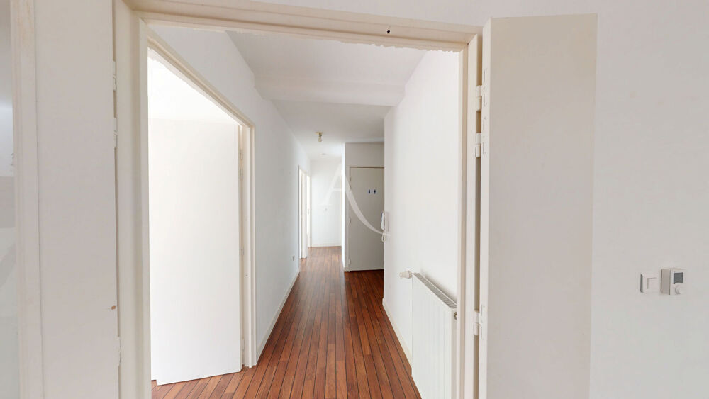 POITIERS APPARTEMENT 3 CHAMBRES GARAGE BALCON CAVE