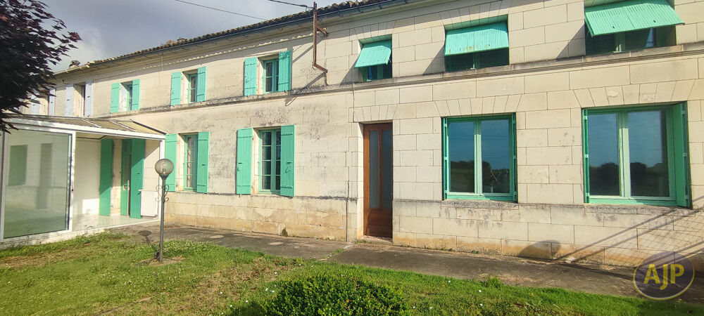 Maison 5 pièces 143 m² · à Saint Simon de Pelloua... · 143 m² · 152 000 €