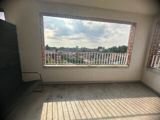  Appartement à louer 5 pièces 102 m²