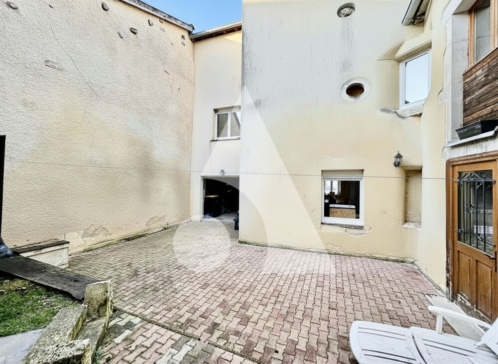 Maison de village 3 chambres avec garage et cour - Maxey-sur-Vaise