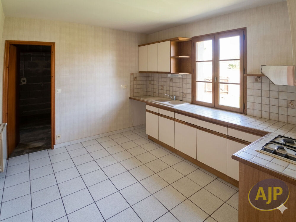 Vente Maison Maison 110 m² ? Terrain 764 m² Hauteurs de Saintes. Saintes