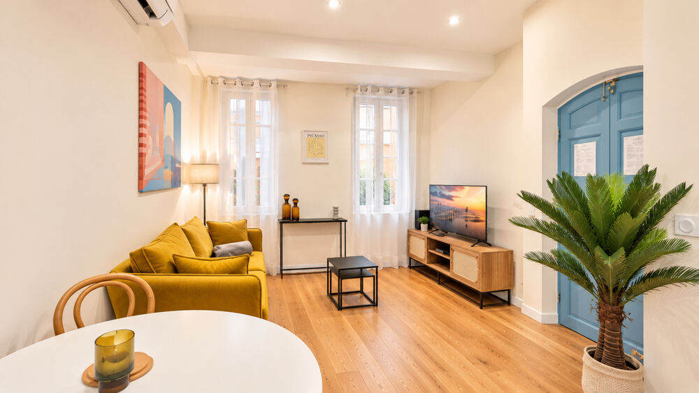 Vente Appartement appartement 2 pièces de charme à aix-en-provence , centre historique à 100 m de l'hôtel de ville Aix en provence