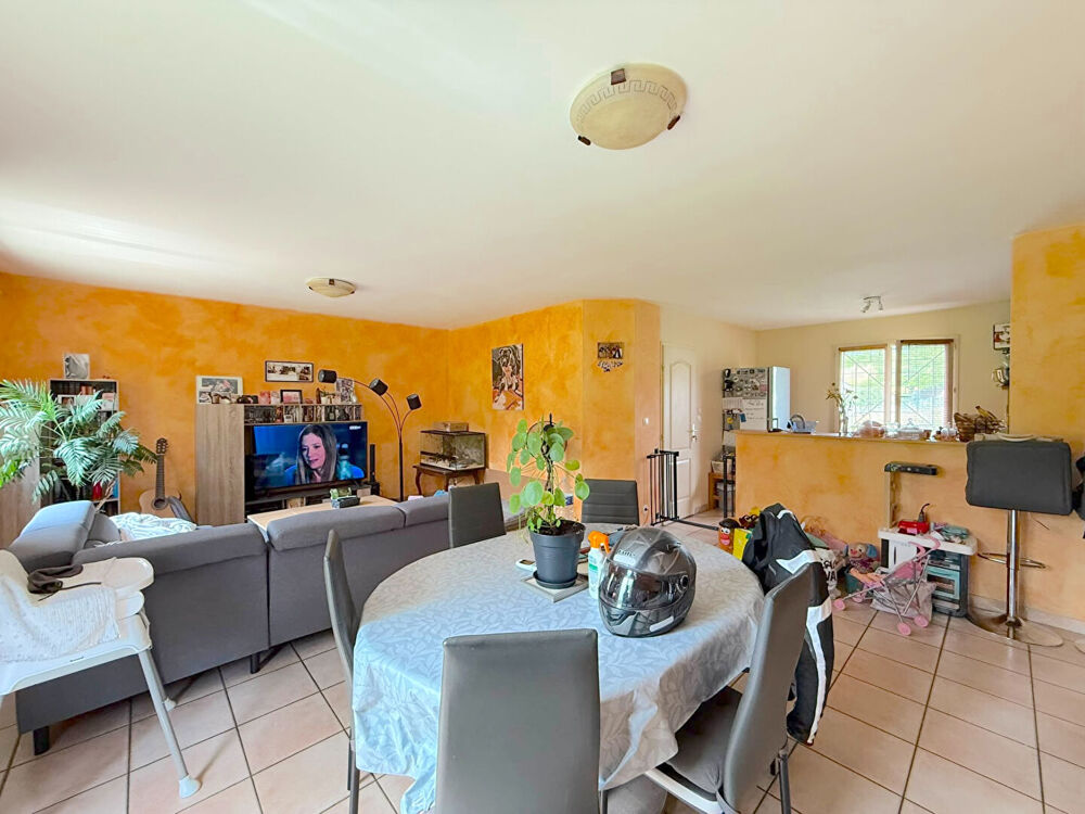 Location Maison A LOUER MAISON DE PLAIN PIED DE 4 PIECES AVEC JARDIN ET GARAGE - GAURIAC Gauriac
