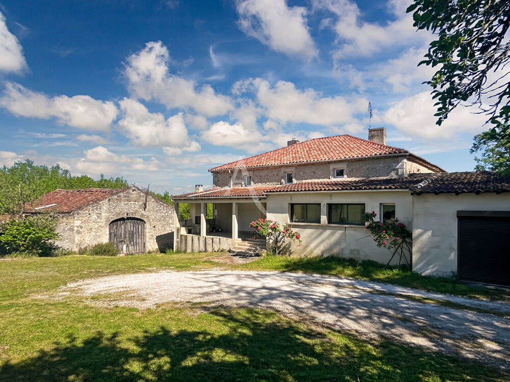 À vendre - Maison familiale en pierre à la campagne