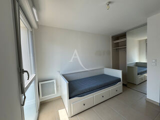  Appartement à louer 4 pièces 76 m²