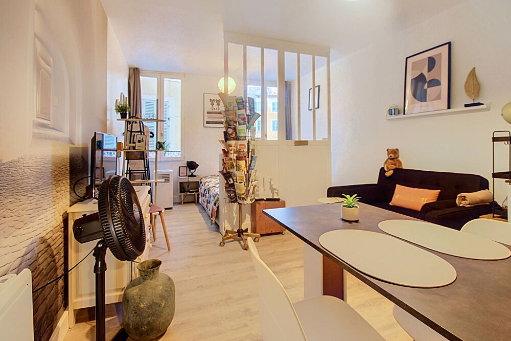 Location Appartement A LOUER EN EXCLUSIVITE - DRAGUIGNAN  STUDIO MEUBLE de 24m2 environ Draguignan