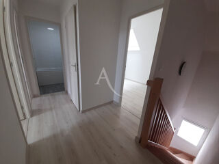  Maison  louer 4 pices 81 m