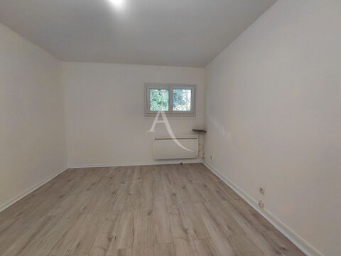  Appartement � louer 1 pi�ce 18 m� Le bouscat