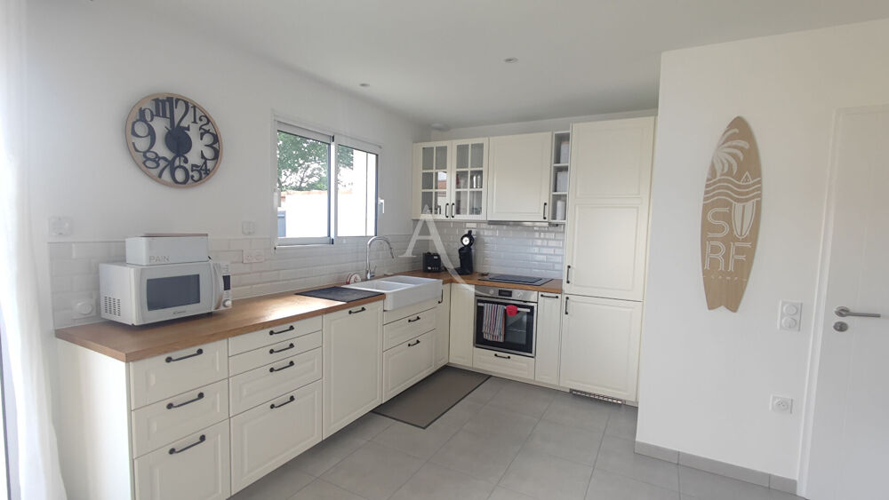 Vente Maison Maison contemporaine de plain-pied  Le Poire Sur Vie 4 pièce(s) 90.44 m2 Le poire sur vie