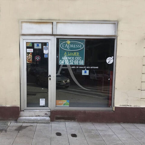 LOCAL COMMERCIAL / PROFESSIONNEL - QUARTIER DU PORT 999 06000 Nice