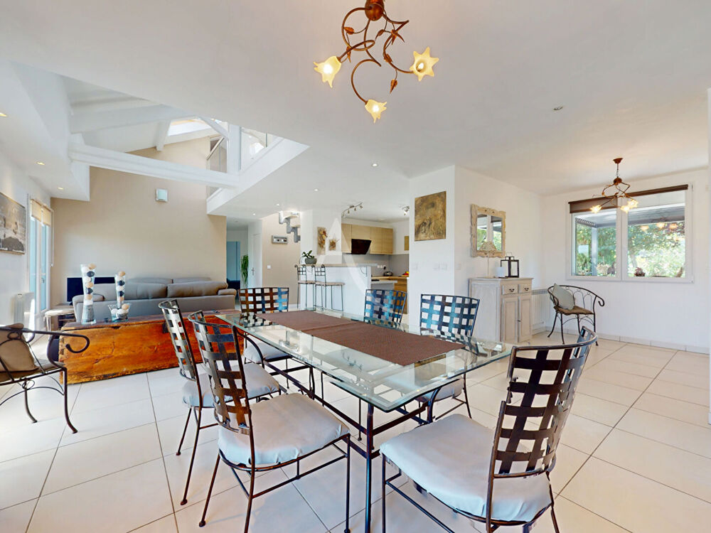 Maison Epagny Metz Tessy 4 pièce(s) 134 m2, (292 m² au sol)
